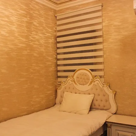 Graziella King Suites דירה
